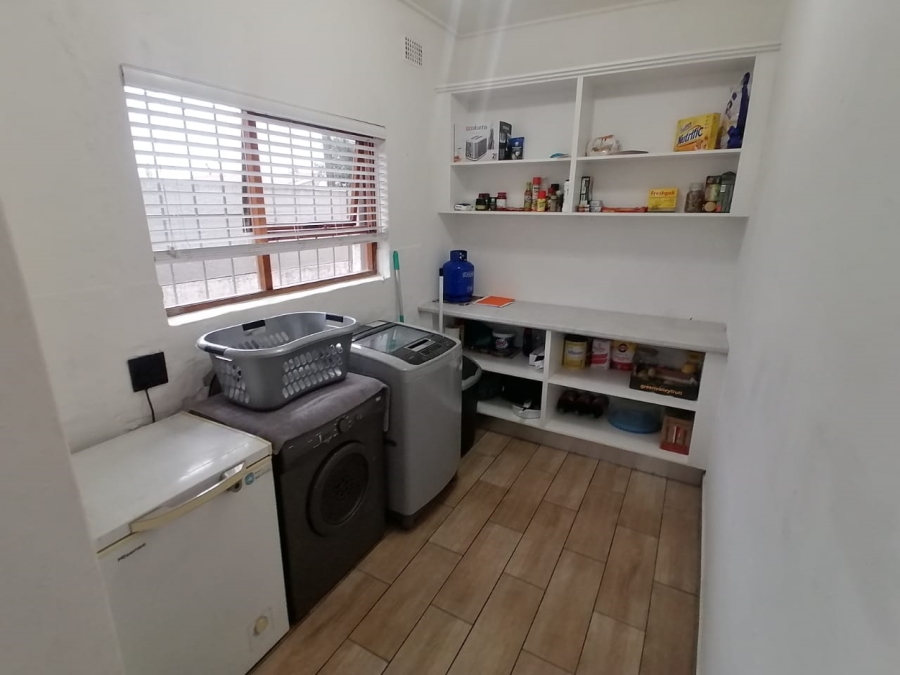 3 Bedroom Property for Sale in Peerless Park Western Cape